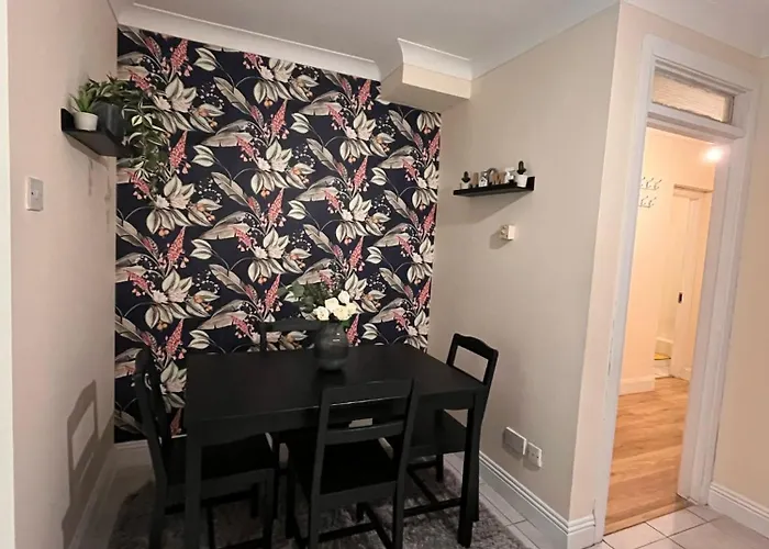 Superb Double Near The Spire - 2 Guest house