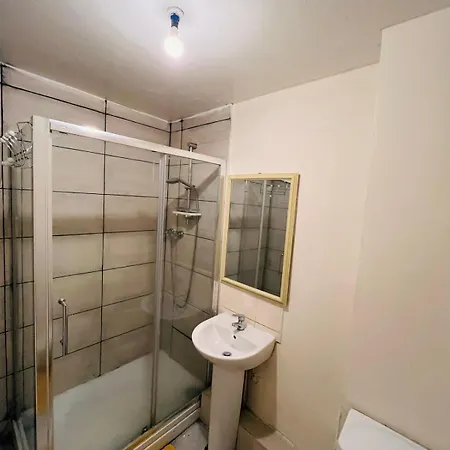 Superb Double Near The Spire - 2 招待所 *