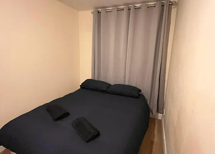 Superb Double Near The Spire - 2 * Dublin