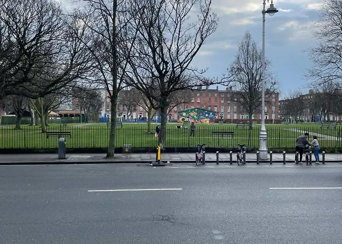 Superb Double Near The Spire - 2 *